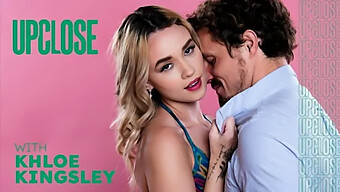 A Primeira Experiência De Elenco De Khloe Kingsley Inclui Brincadeiras Com A Buceta E Dedilhado