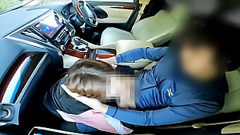 Amateur Wife'S Car Sex With Her Lover Caught By Husband