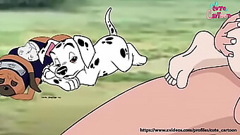 카카시는 애니메이션 헨타이 게임에서 디즈니의 101 Dalmatians의 악당 Cruella De Vil과 친밀한 활동을 합니다.